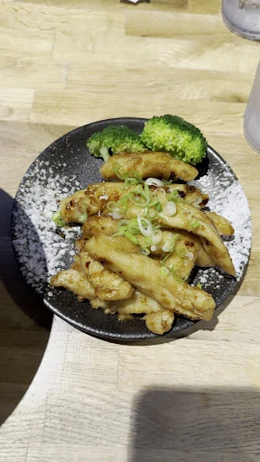 Royal Dragon Noodle Bar & Grill